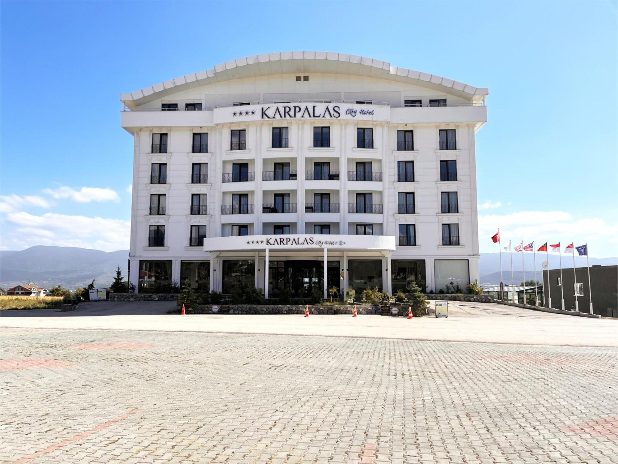 Karpalas City Hotel & Spa Болу Экстерьер фото
